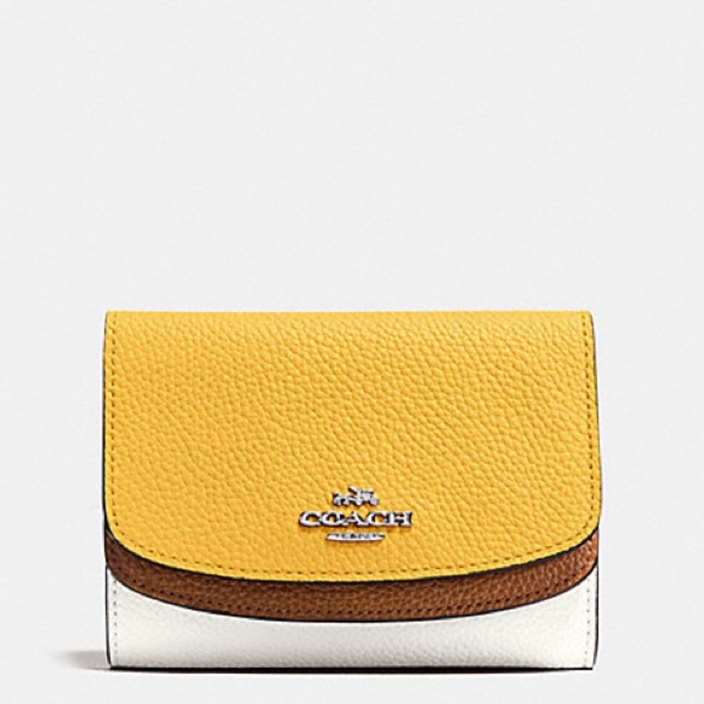 Coach Medium Double Flap Waller in Pebble Leather New With Tags